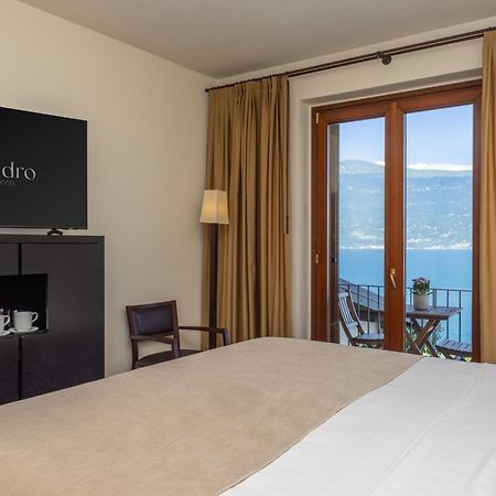 Hotel Meandro - Lake View Гарньяно Экстерьер фото